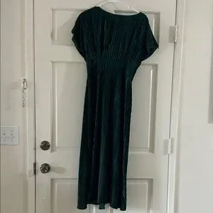 Alexia Admor Women's Pleated Velvet Midi Dress, Xs